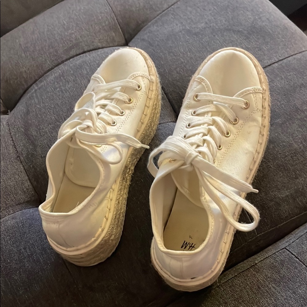 H&M Women's Cream Lace-Up Sneakers
